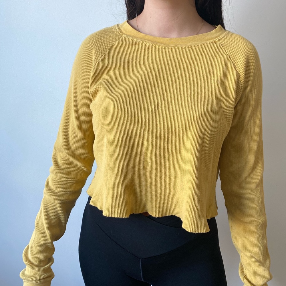 yellow brandy melville waffle t